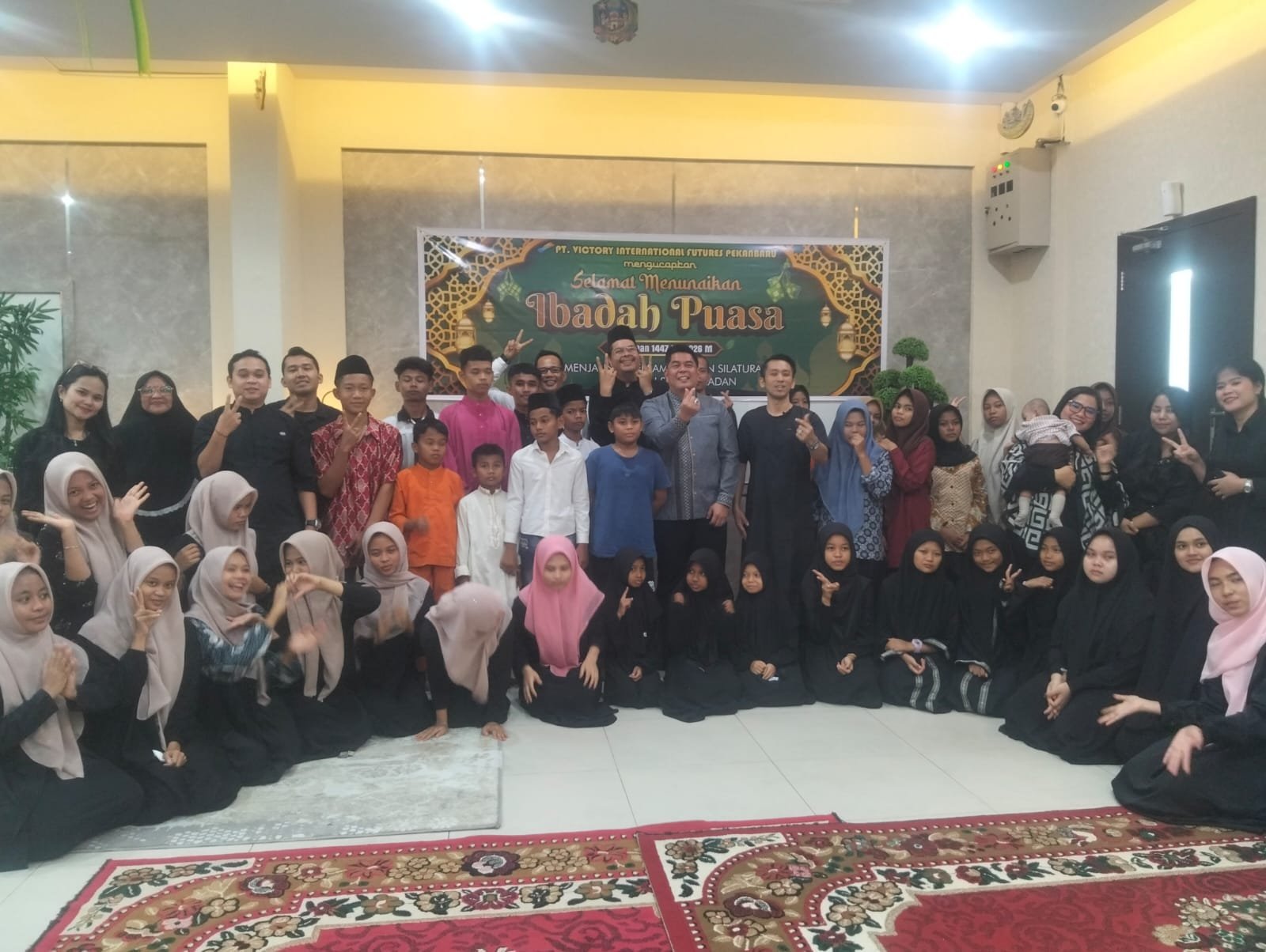 Menjalin Kebersamaan Di Bulan Suci Ramadhan PT. Victory International Futures Pekanbaru Adakan Santunan Ke 2 Panti Asuhan
